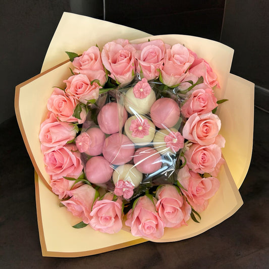 Buchet flori si capsune proaspete invelite in ciocolata callebaut