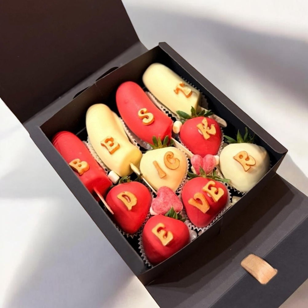Mix Box banane si capsune proaspete invelite in ciocolata belgiana Callebaut