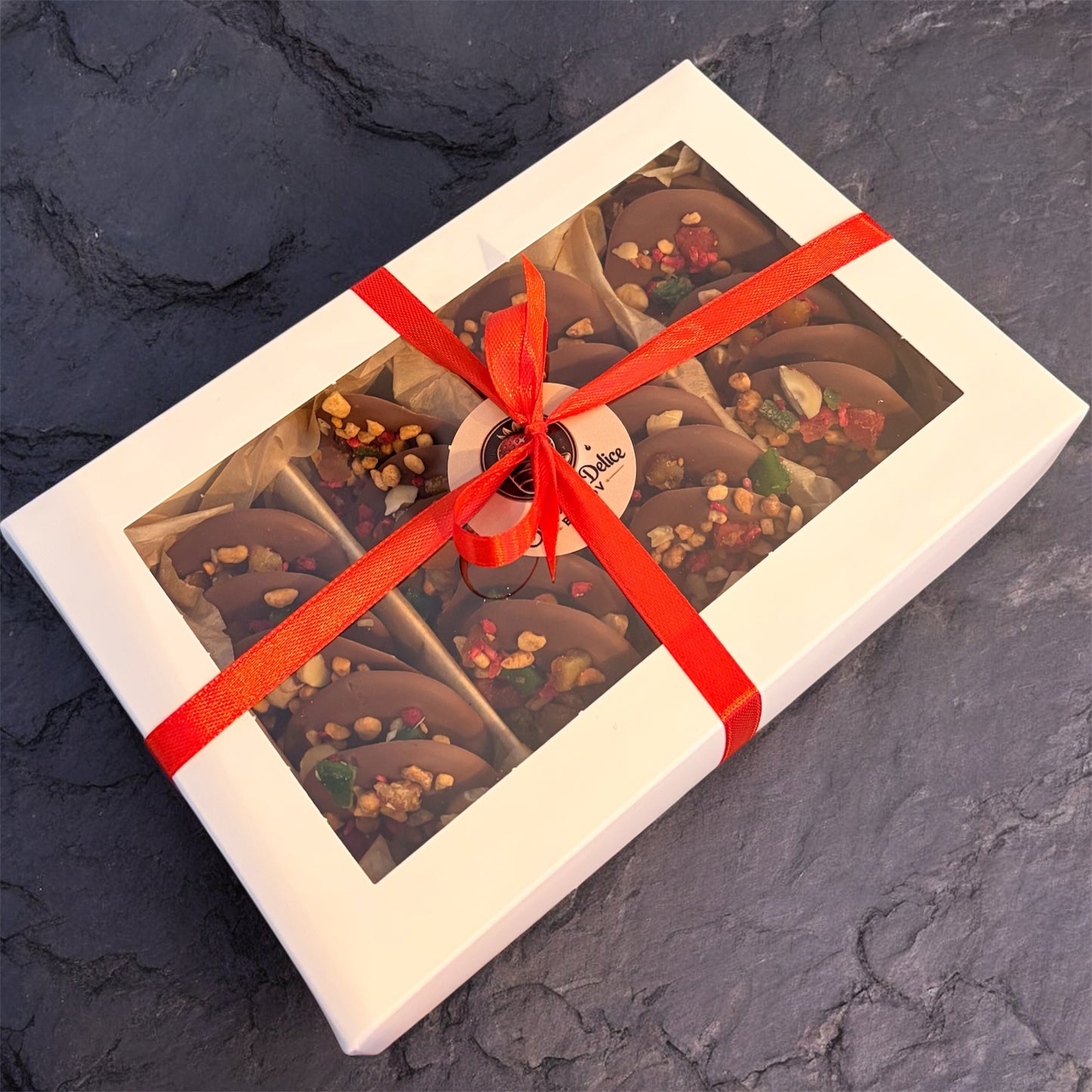 Choco Bites - banuti de ciocolata belgiana cu topping premium