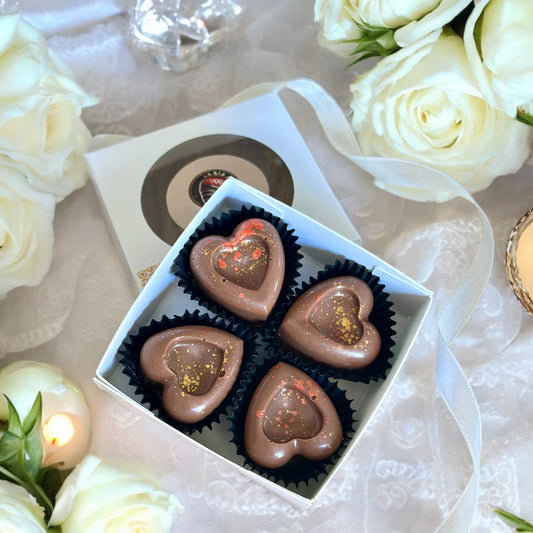 Cutie premium cu 4 praline royale din ciocolata belgiana Callebaut